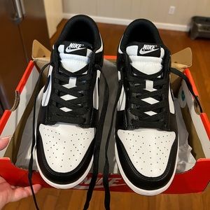 Nike “Low Dunk” Black/White Panda